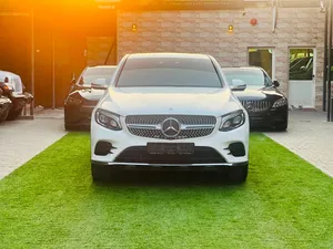 مرسيدس GLC 250 4MATIC موديل 2018  خليجي GCC  محرك 2.0L تيربو  Mercedes GLC 250