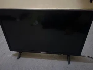 شاشه للبدل مع زينه للجيمنج او للبيع 20 ريال