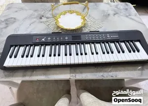 السلام عليكم كيبوردMZنضيف للبيع   الكيبورد من mzالمعروف كلش بالبصرة وكلش نضيف استعمال قليل وبي مجال