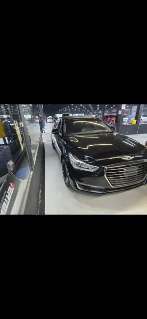 Used Genesis G90 in Sharjah