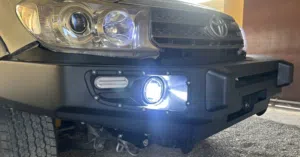 بنفر امامي حديد التصميم الجديد فيه كشافات واشارات وليتات LED