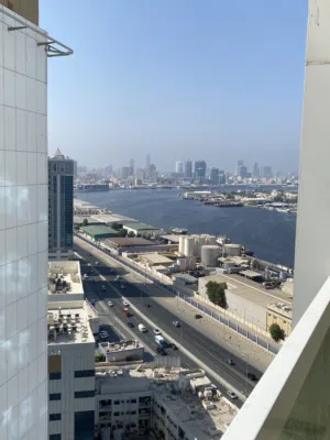 للإيجار غرفة وصالة ابراج الؤلؤة