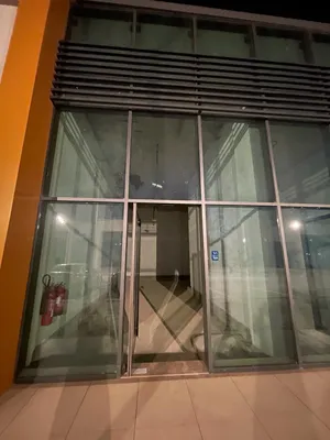 محل بموقع مميز بالعذيبه