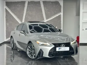 لكزس IS350 F موديل 2022 LUXSES IS350 F MODEL 2022 تسجيل تامين سنة من وقت الشراء