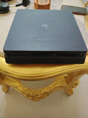 للبيع Ps4 مهكر
