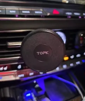 حامل جوال مغناطيسي للسيارة TOPK - يركب على فتحة المكيف (جديد)