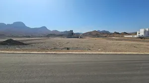 ارض سكنيه للبيع في بوشر المسفاة الثانيه