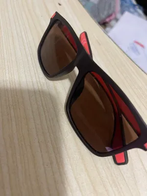 مجموعة اكسسوارات من براندات مختلفة منها R&B و ALDO وH&M ايضا مجموعة من براندات الللنظارات