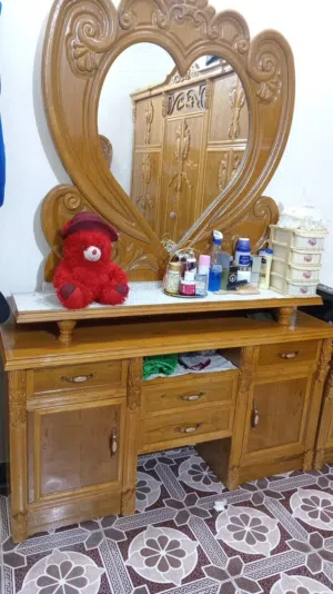 غرفة نوم جديده استعمال اربع أشهر صاج مبطن تزكام