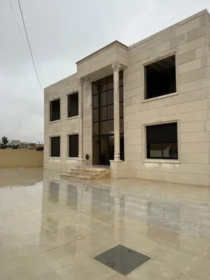 ڤيلا للبيع في أجمل مناطق ناعور شارع السلام