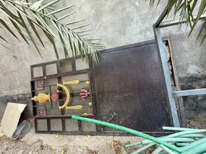 باب حديد بدون جرجوب