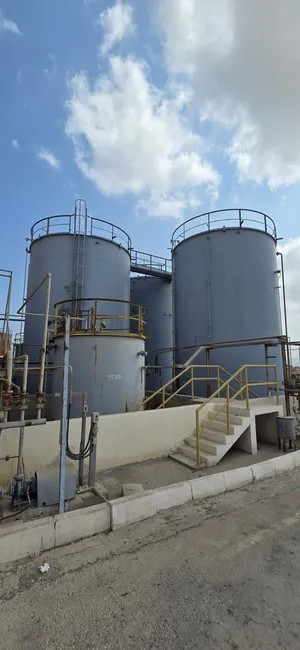 Iron tank 50k Liter in good condition Water tank 22k liter for sale available in good price