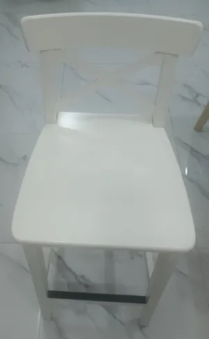 Bar stool with backrest, white, very good opportunity. Price can be negotiated.