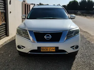 Used Nissan Pathfinder in Al Batinah
