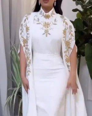 White dress for sale فستان ابيض مع نقش ذهبي