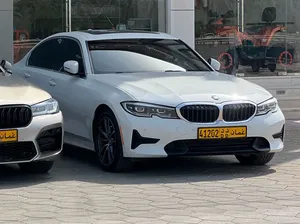 للبيع بي ام الفئة الثالثة بسعر رمزي جداً