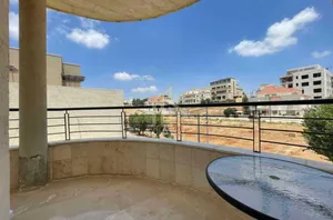 في دابوق شقة مميزة للبيع طابق أول 200م بتشطيبات مميزة / ref 1136