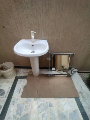 طاقم حمام مستعمل