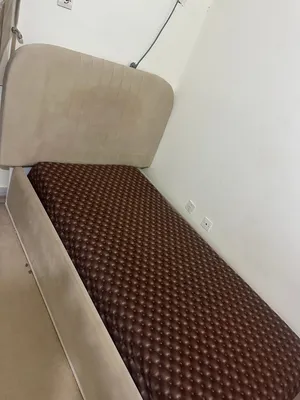 سرير فردي حجم كبير 2 حالتهن ممتازه