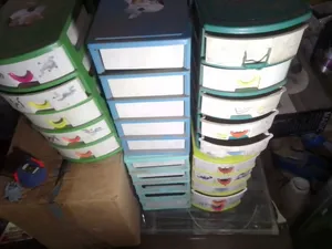 للبيع وحده ادراج بلاستيك عدد 25درج