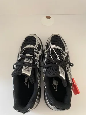 New Balance 1906R Black Metallic Silver - Unworn (45)