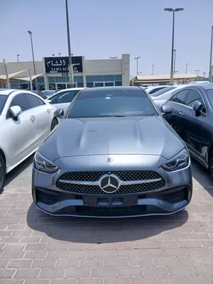 Mercedes C200 EMC 2023 Gcc full ,panoramic CILING 133000 km original paint Accident free خليجي