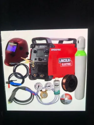 Lincoln Electric SPEEDTEC 200C Welding Machine – Complete Set – Excellent Condition