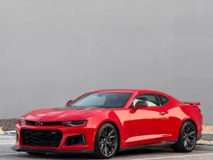 Used Chevrolet Camaro in Abu Dhabi