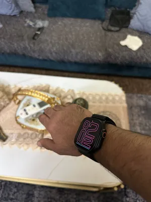 apple watch ultra 3 gps + cellular(بطارية 100) اكتف مطار فقط غير مستعملة مع باند المعدن الاصلي