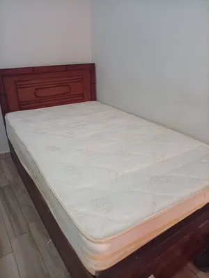 Mattress and Bed frame for sale size 140×200 wooden bed frame