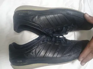 size 44 dark navy Adidas x Porsche Type 64 low-top leather sneakers featuring  حذاء أديداس × بورشه