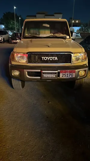 تويوتا-لاندكروزر-Lxv6 2013