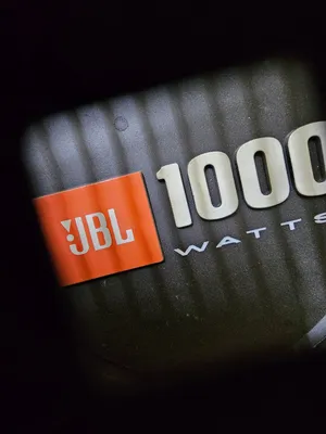 JBL Subwoofer 1000 Watts