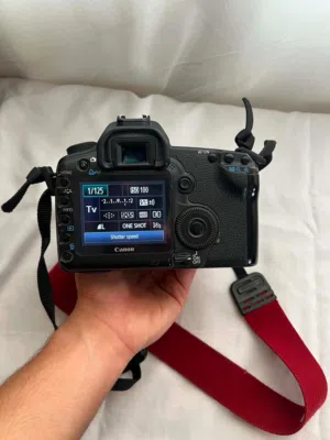 كانون 5d. mark2