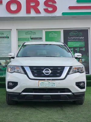 Used Nissan Pathfinder in Muscat