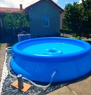 مسبح جديد بالكرتون