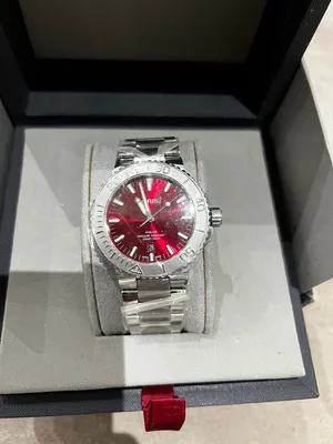 Oris Aquis Date Relief – Cherry Red  Swiss Automatic  brand new