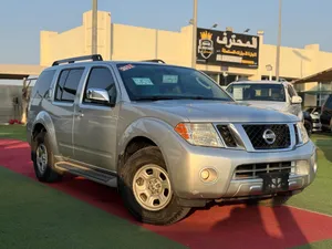 Used Nissan Pathfinder in Sharjah
