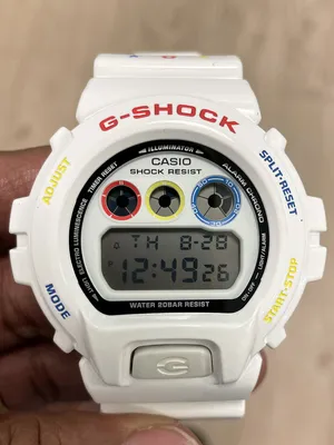 G SHOCK 30th Anniversary x MEDICOM TOY Bearbrick DW-6900MT