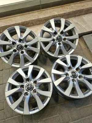 Toyota Land Cruiser 2018 GXR 18inch Rims for sale