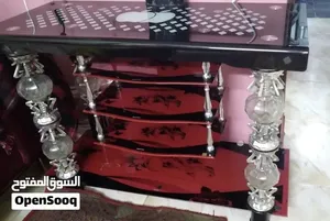 ترابيزة شاشة مزودة بالحامل
