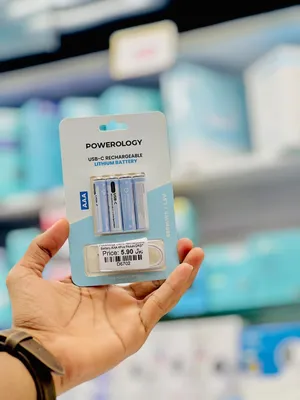 Brand New Powerology USB-C Battery in Oman Convenient
