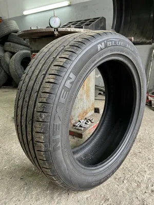 Nexen N'Blue HD Tires 235/45 R18 - Good Condition (إطارات نكسن 235/45 R18 بحالة