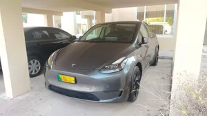 تيسلا موديل Y Long Range 2022  كهربائية أبيض مع مواصفات أمريكية وجنط رياضي