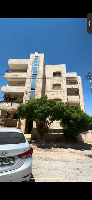 للبيع – شقة مميزة في جبل المغير