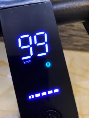 سكوتر كأنه جديد مستخدم سبوعين تقريبا