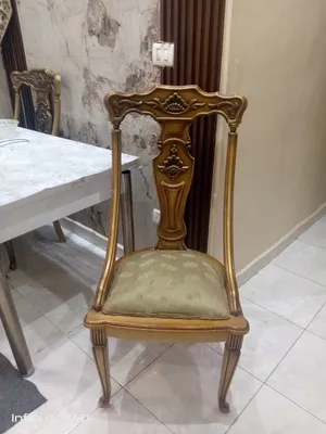6كراسي سفره خشب زان تنجيد نضيف بحاله كويسه جدا