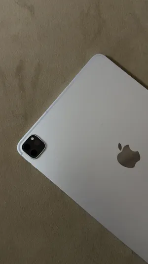 Apple iPad Pro 128 GB in Al Batinah