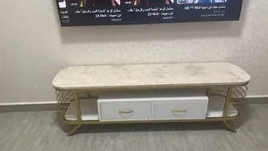 للبيع طاولات جديده