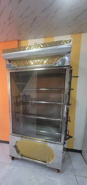 ادوات مطعم للبيع في مكان حالي وحساس وينهم طالبين الله